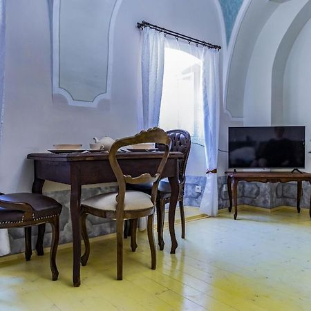 Apartman Charlotte V Dome So Studnou Na Streche Banska Stiavnica Luaran gambar