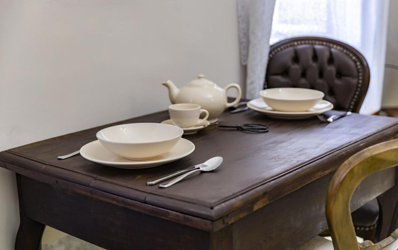 Apartman Charlotte V Dome So Studnou Na Streche Banska Stiavnica Luaran gambar